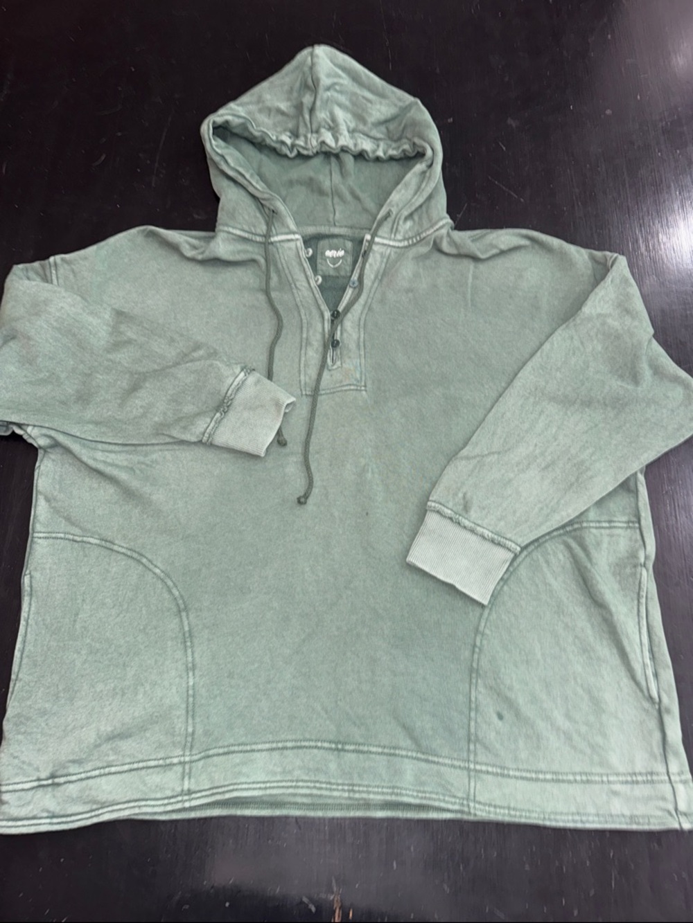 aerie henley style hoodie sweatshirt. dark green. size large. great condition.